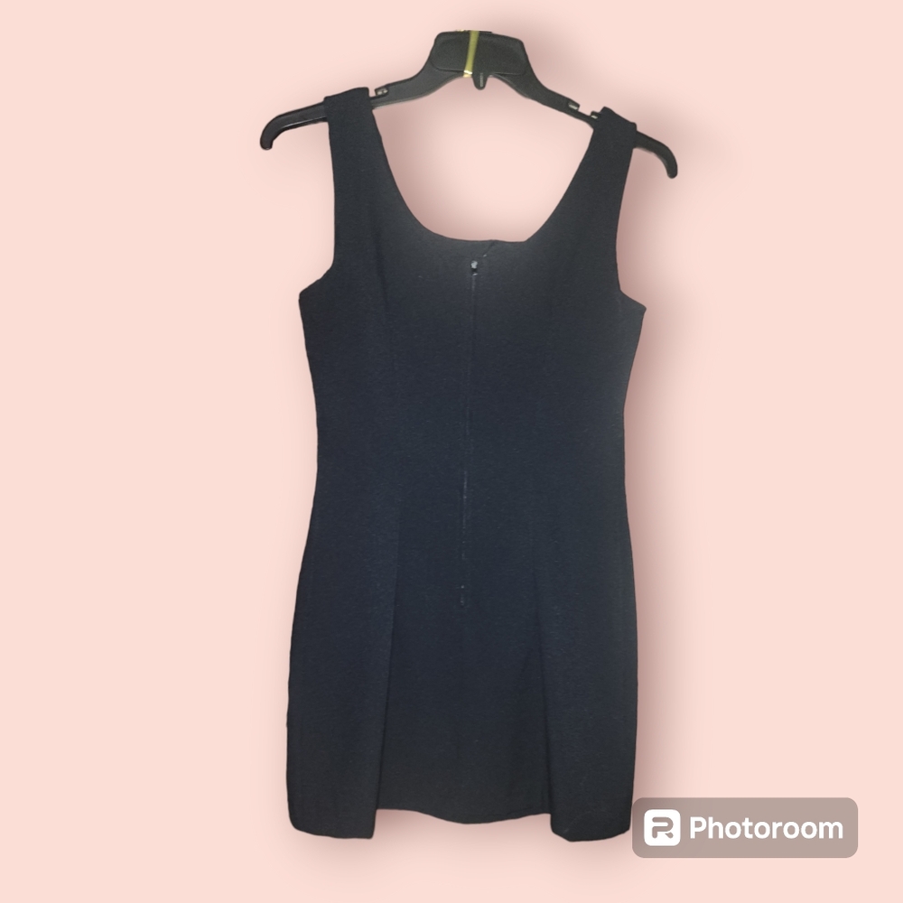 City Triangles Dress - Picture 2 of 3